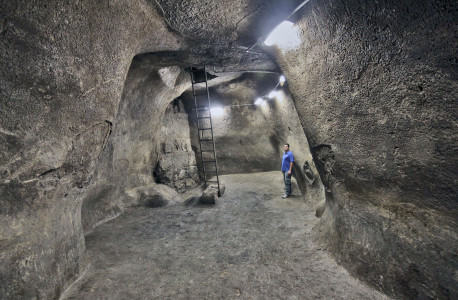 A very large Jerusalem cistern from the 10th C BCE