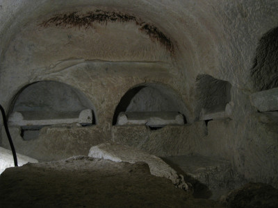 Temporary tombs at Beit Shearim